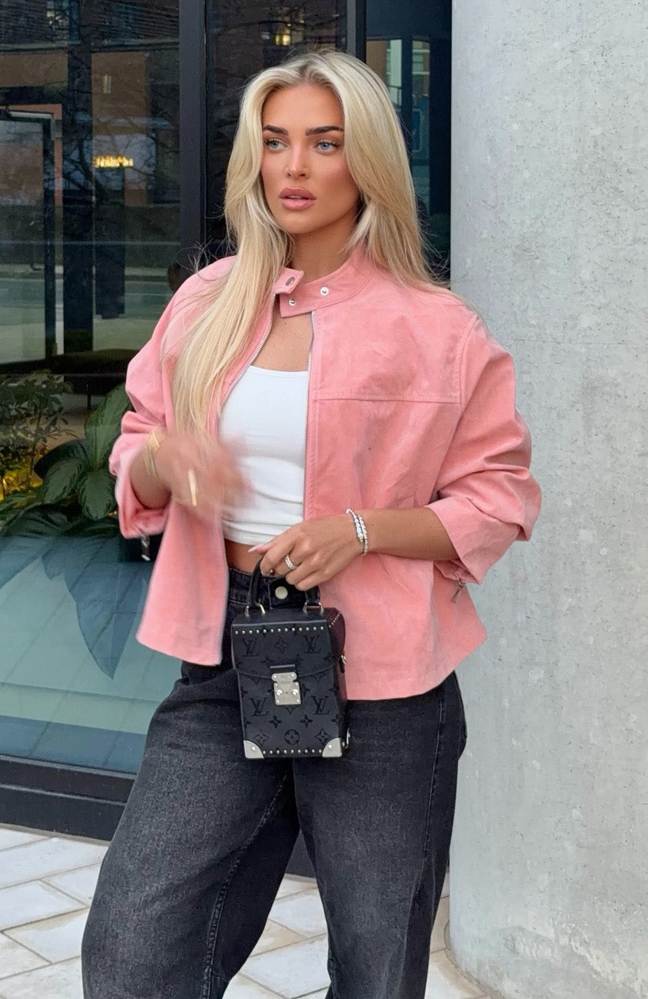 LoveIsBlindJacketPink