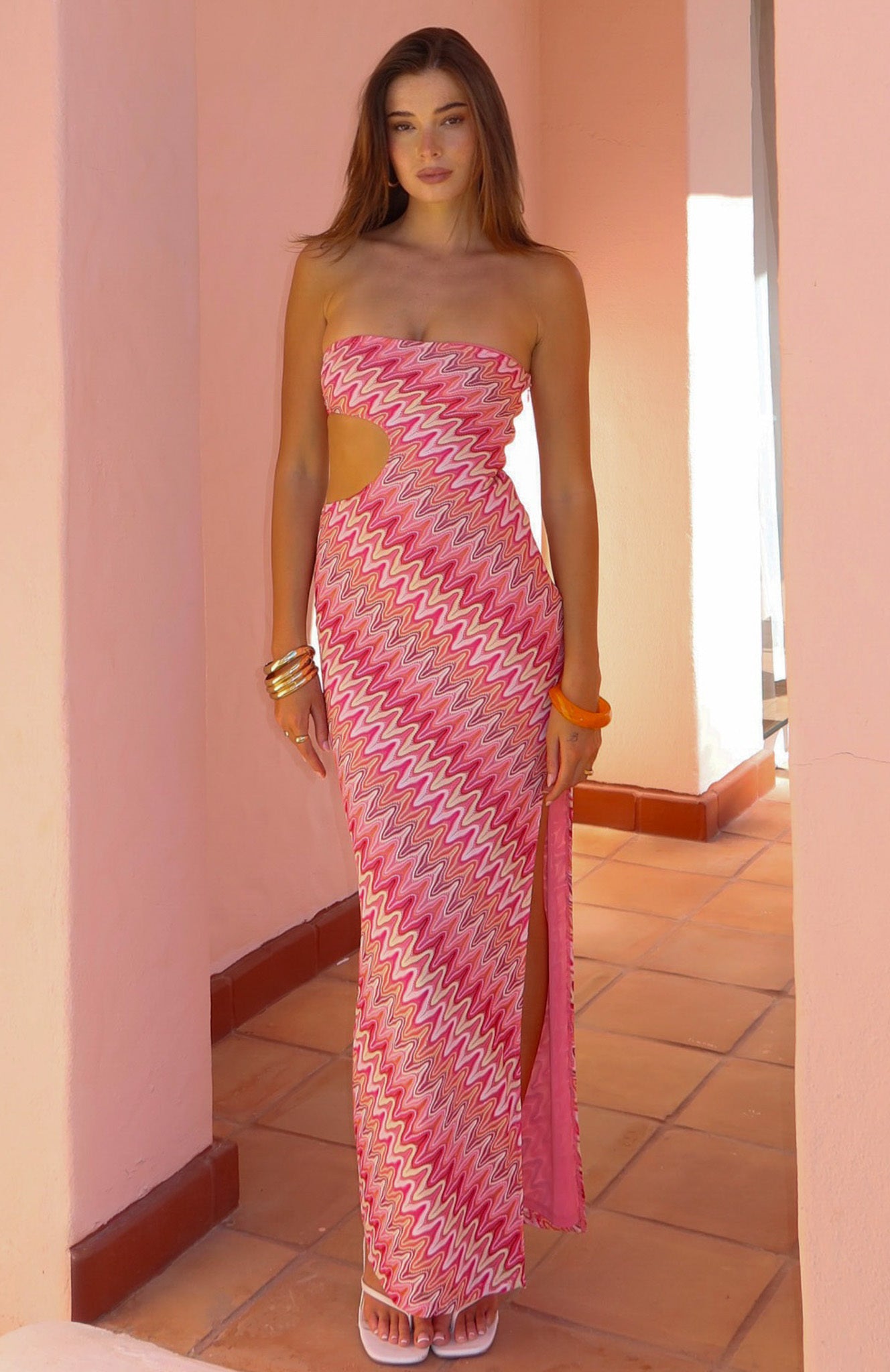white-fox-flirt-mode-strapless-maxi-dress-pink-sunrise-waves-12.2.26-4_1_-2