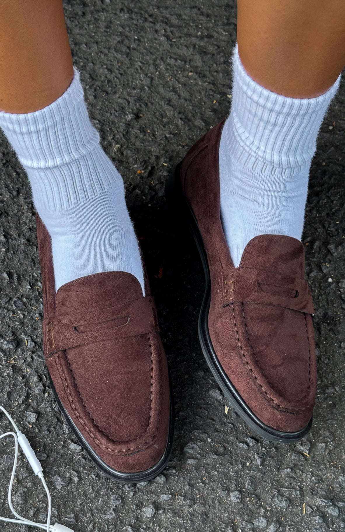 white-fox-judson-loafers-chocolate-faux-suede-brown-12.3.26-001