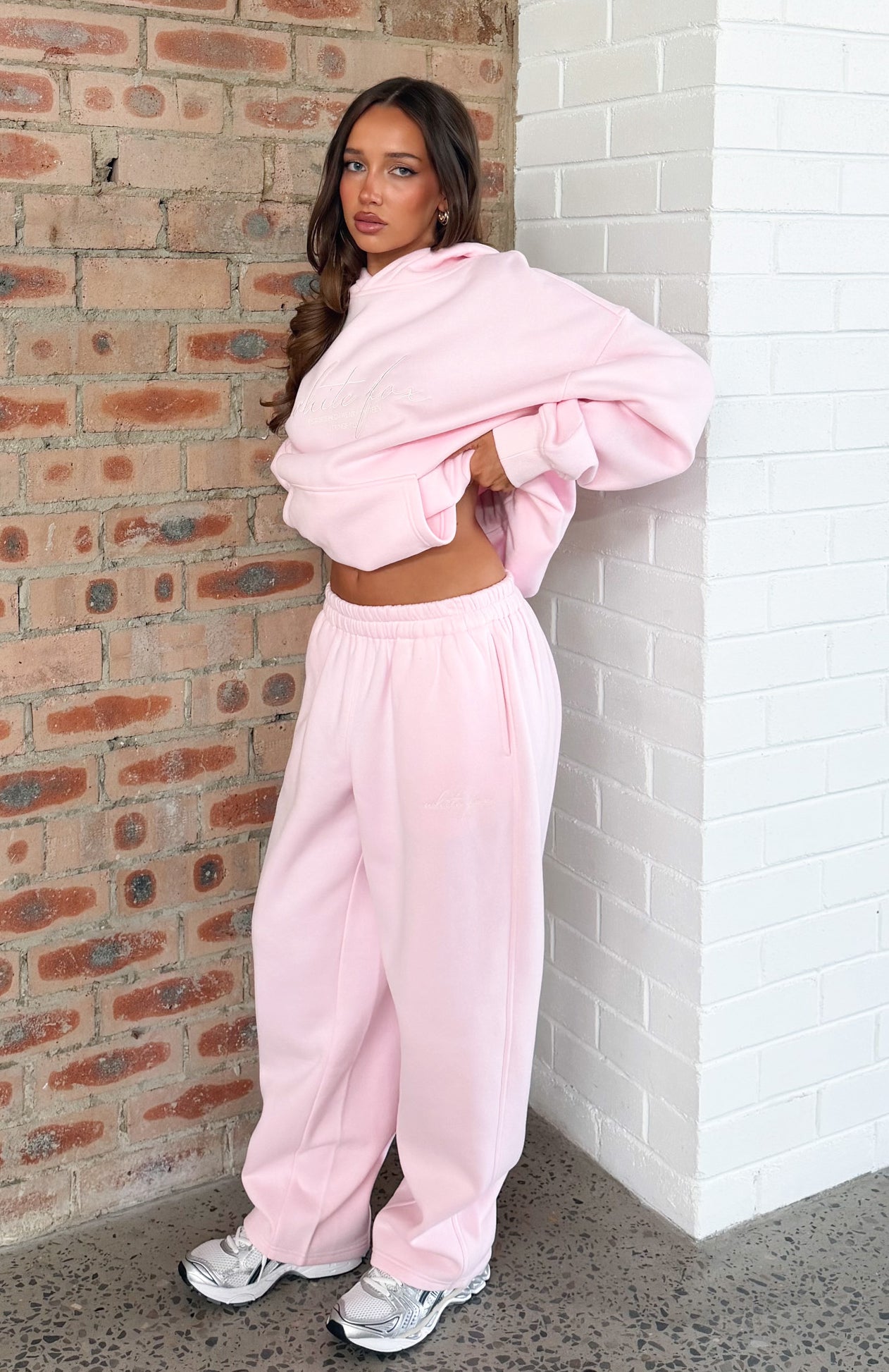 white-fox-know-what-you-want-oversized-hoodie-posy-pink-know-what-you-want-barrel-leg-sweatpants-posy-pink-2