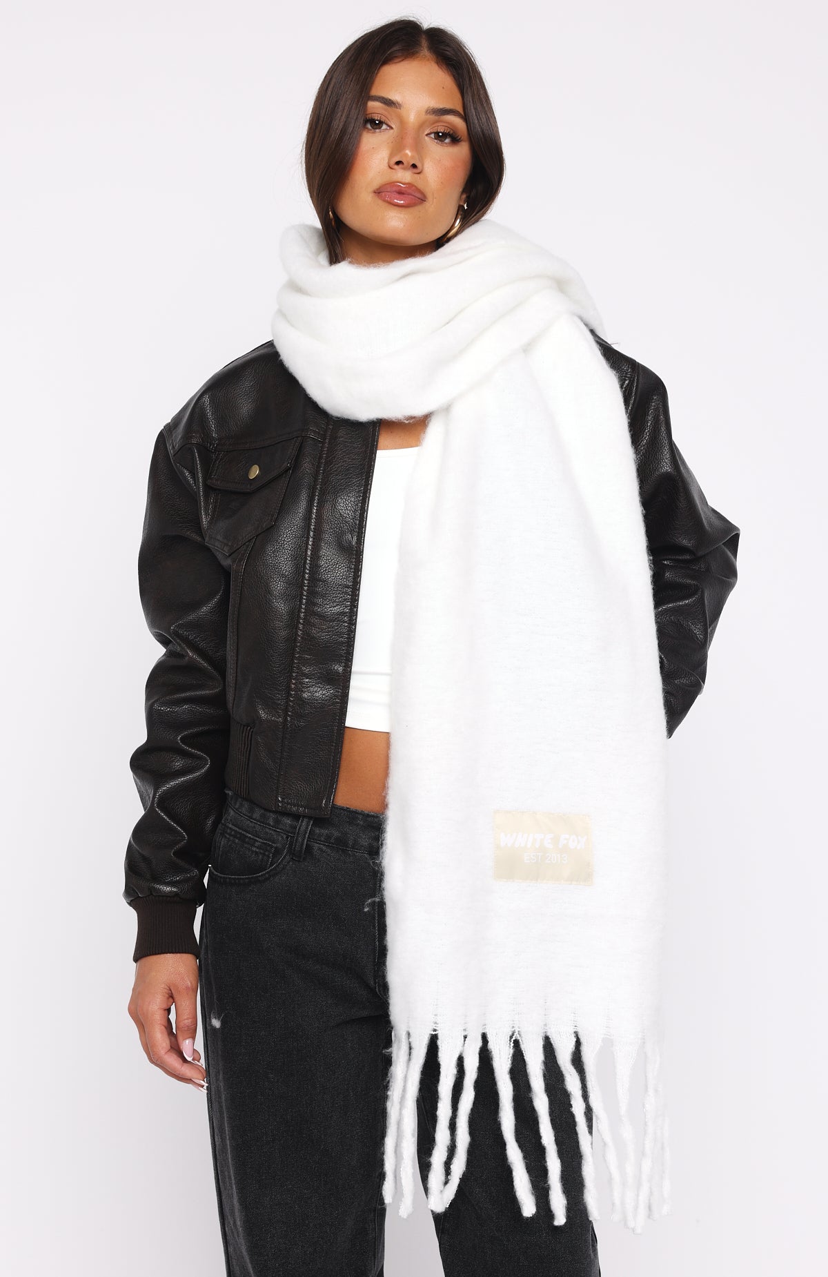 white-fox-luna-scarf-white-01