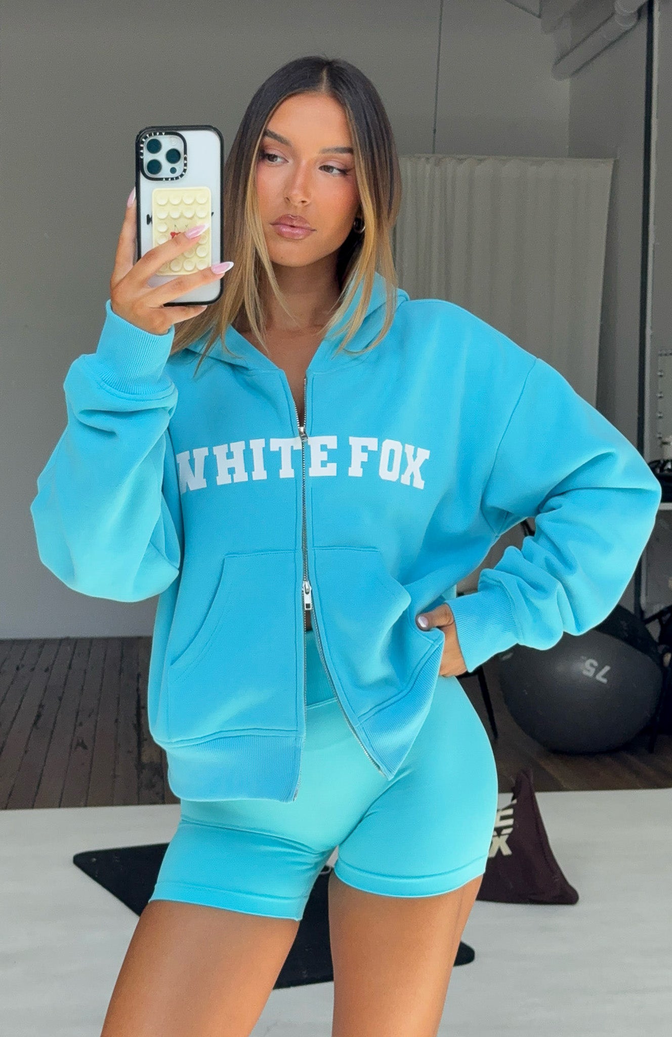 white-fox-starting-off-strong-boxy-zip-front-hoodie-azure-24.10.25-05