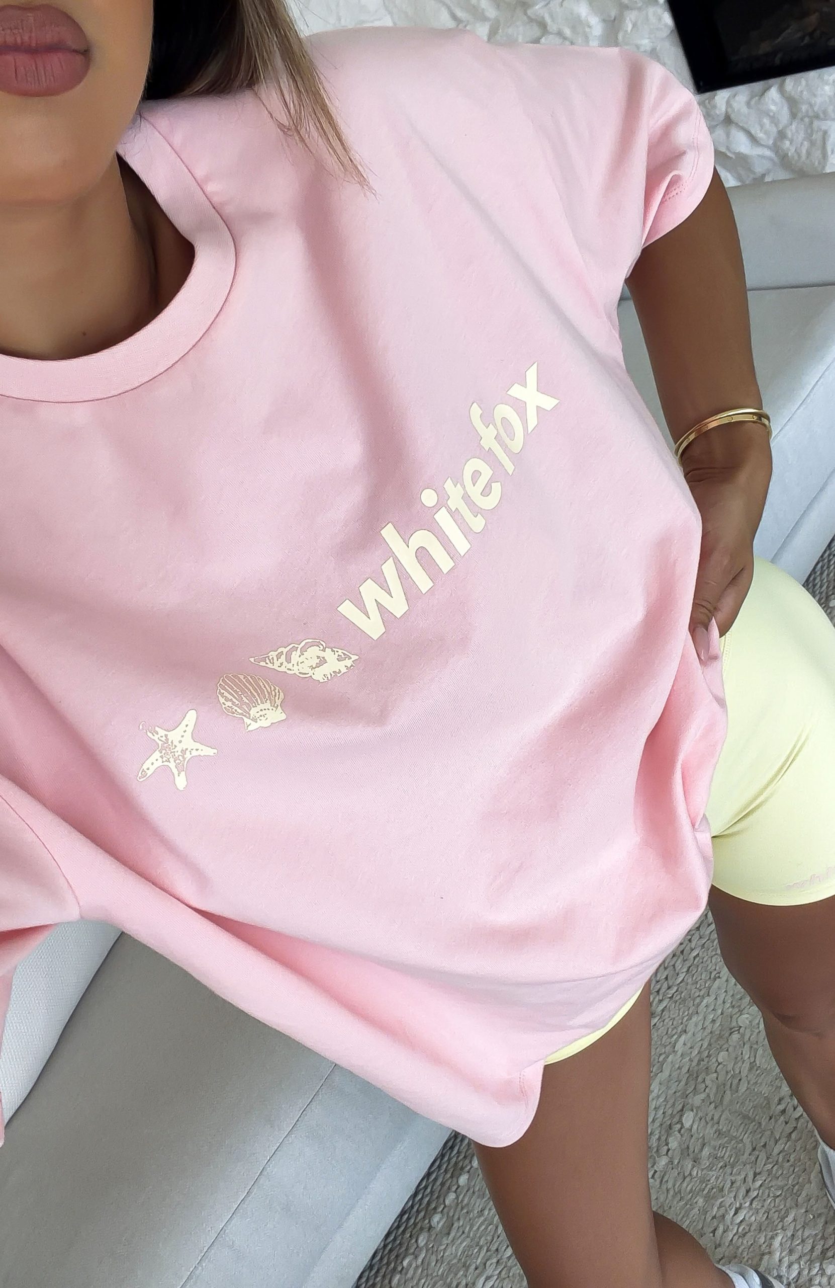 white-fox-tropic-rush-oversized-tee-pink-tropic-rush-bike-shorts-lemon-6.01.26-01